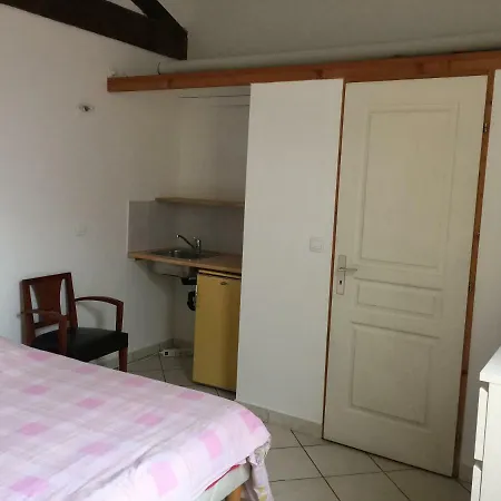 Bastide Ecurie Massilia Guest house Aubagne